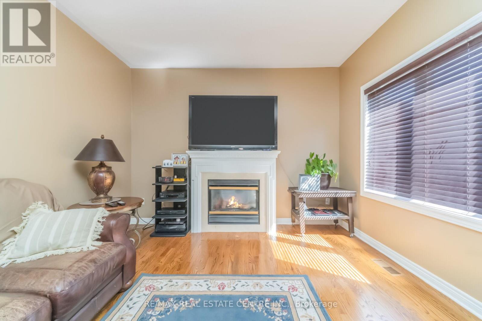 70 CARMEL CRESCENT - 15