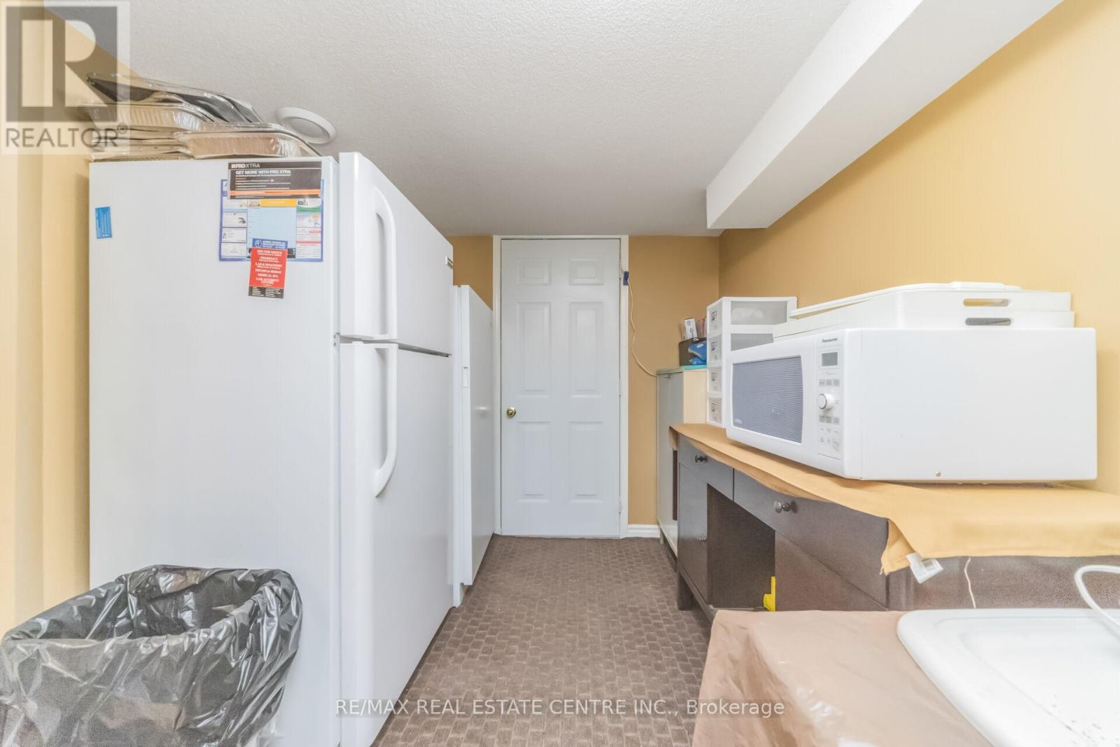 70 CARMEL CRESCENT - 40