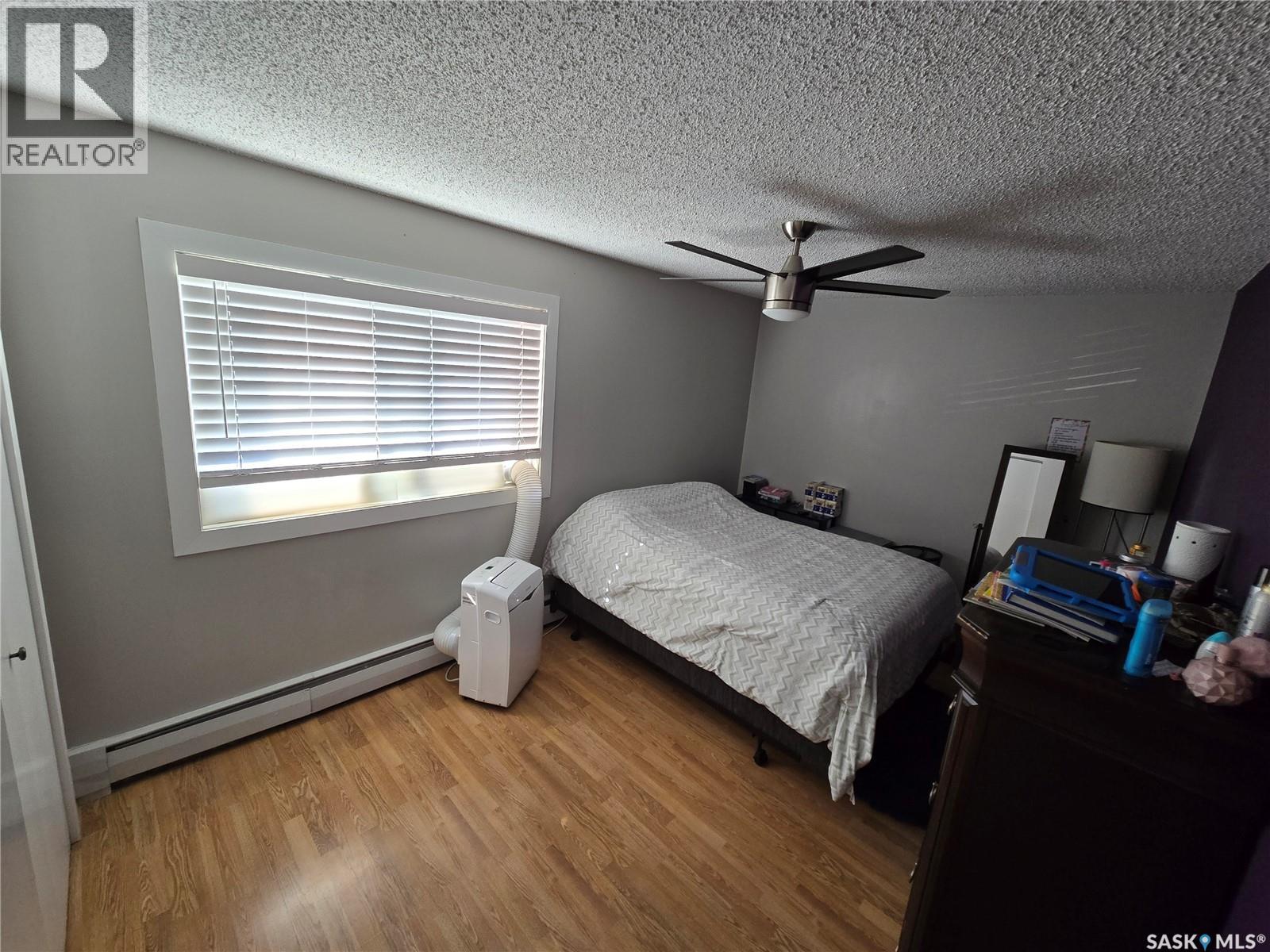 #9 605 Wilson CRESCENT - 14