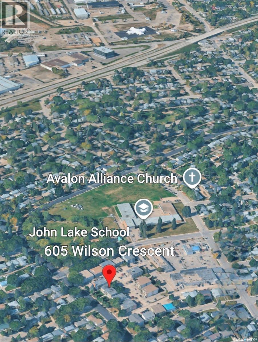 #9 605 Wilson CRESCENT - 22
