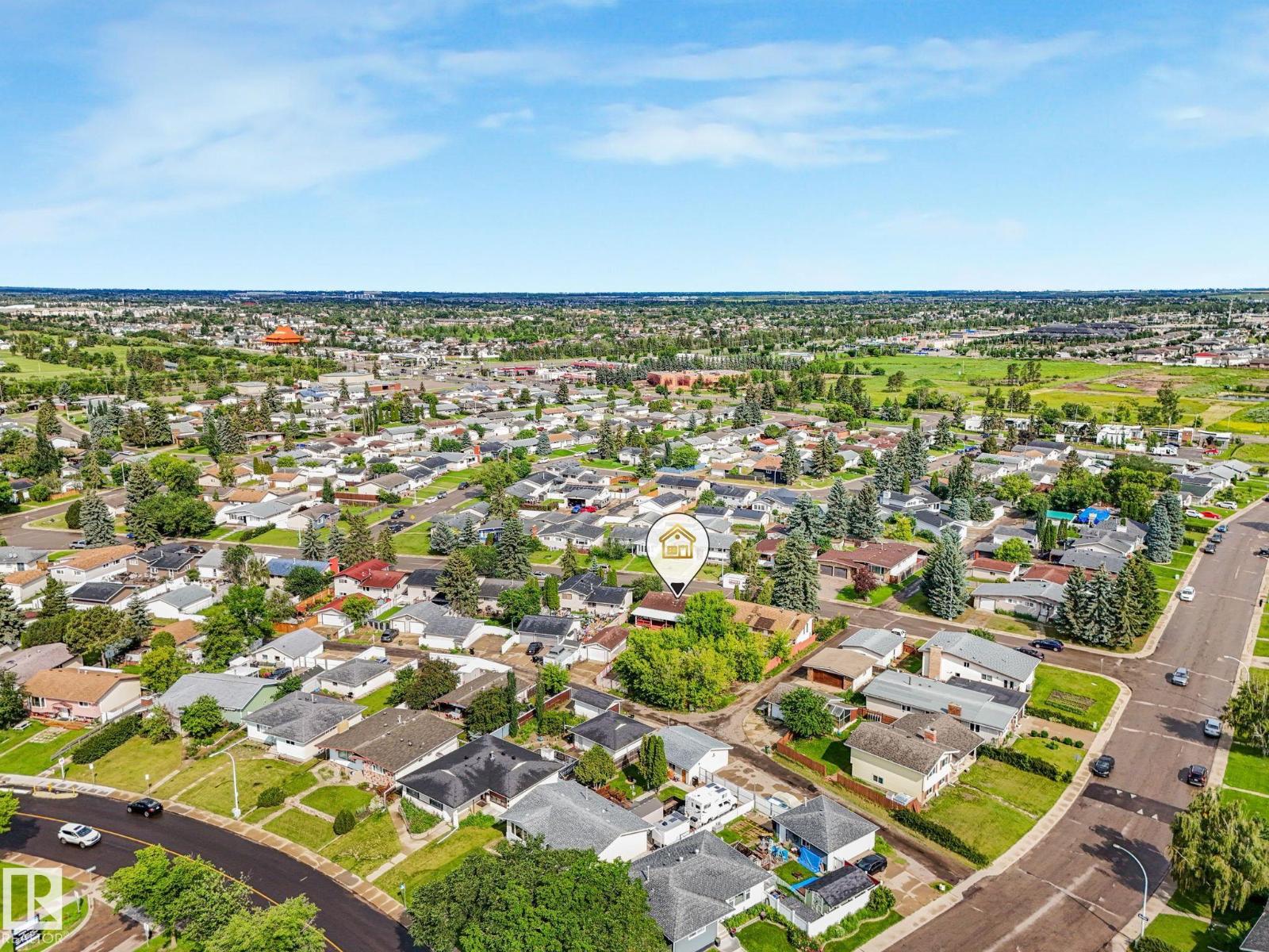 9315 151 AV NW - 16
