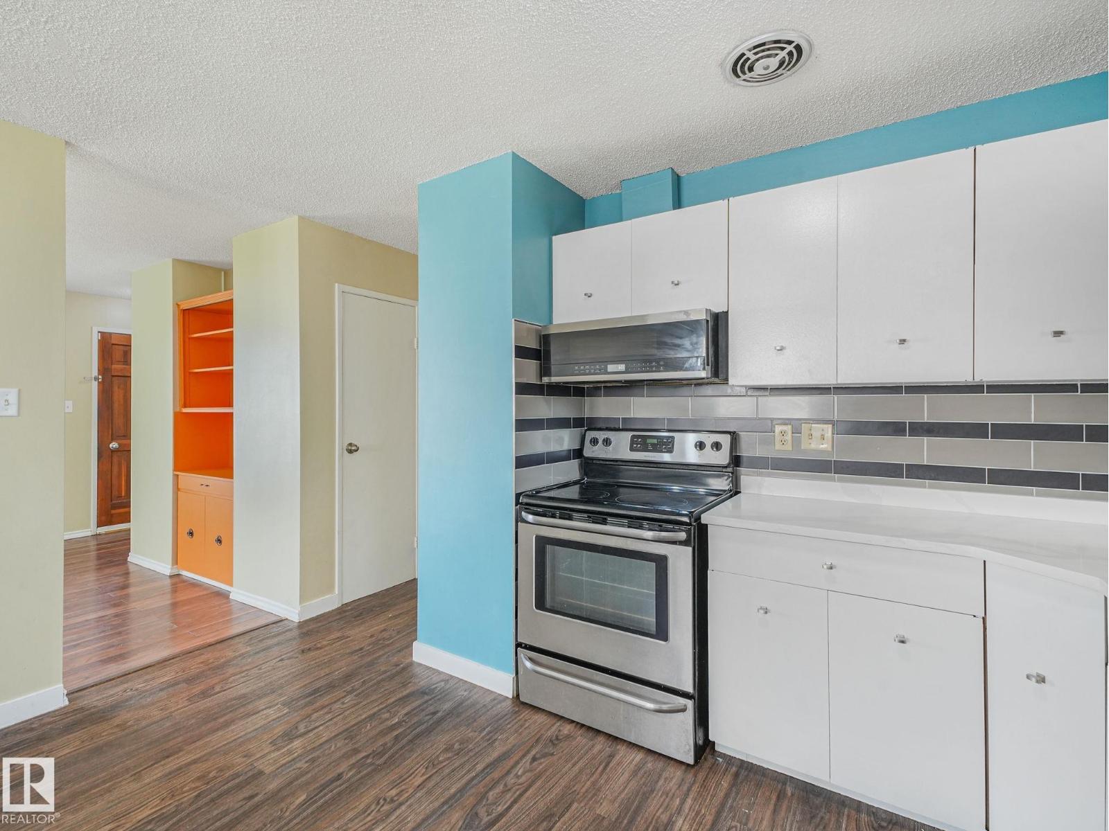 9315 151 AV NW - 35