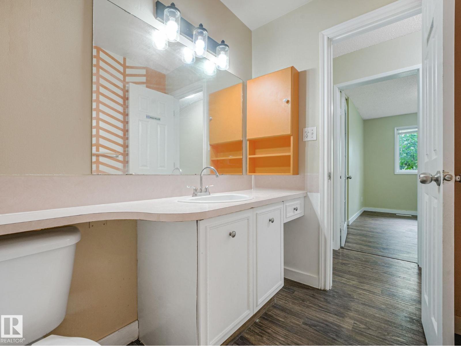 9315 151 AV NW - 46