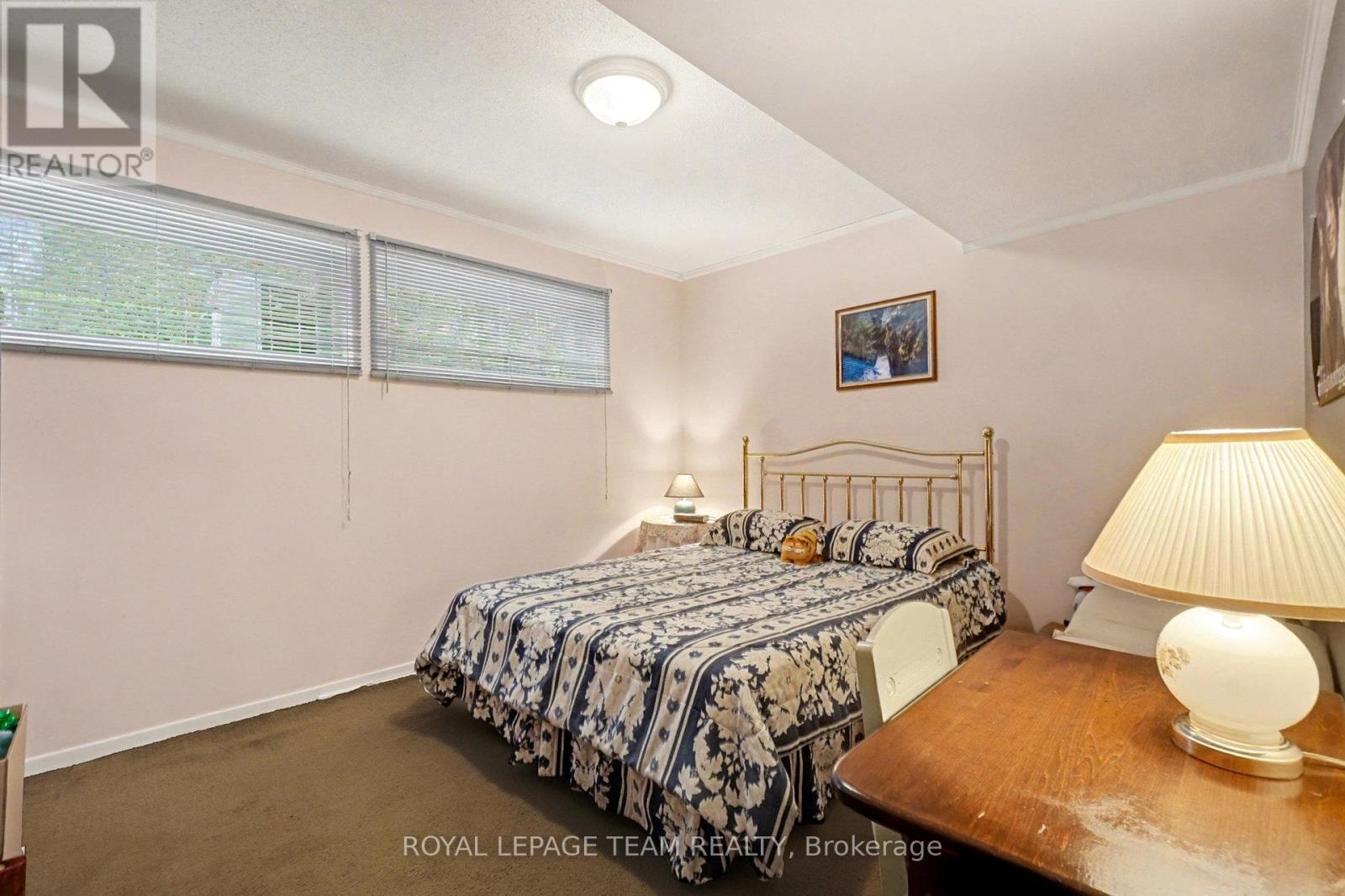30 JUNIPER COURT - 18