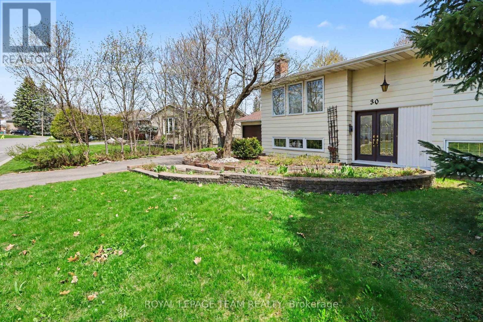 30 JUNIPER COURT - 21