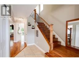 82 Fair Oaks Crescent, Ottawa, ON K2G4W3 Photo 13
