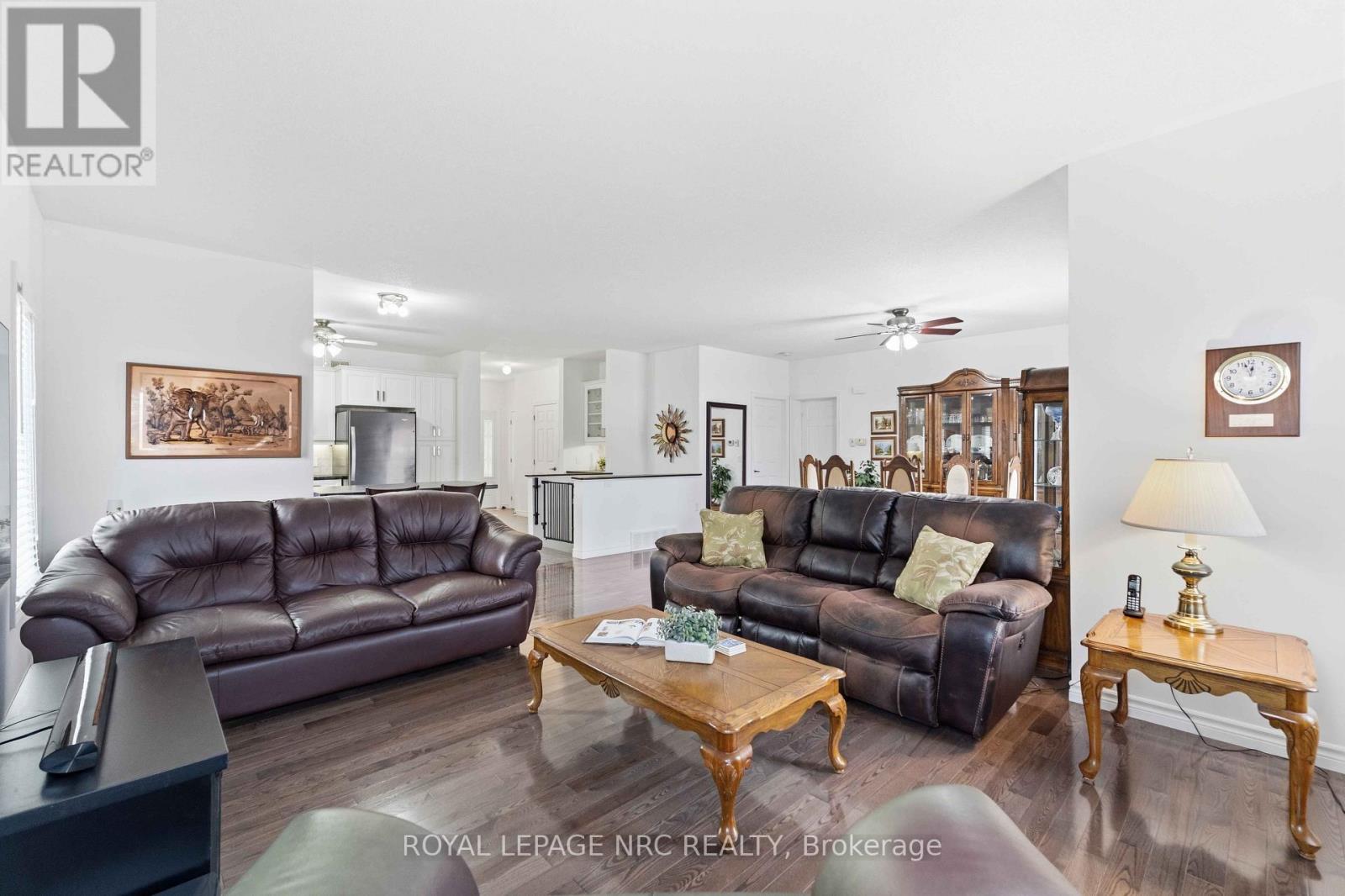 3905 RAINBOW LANE - 14