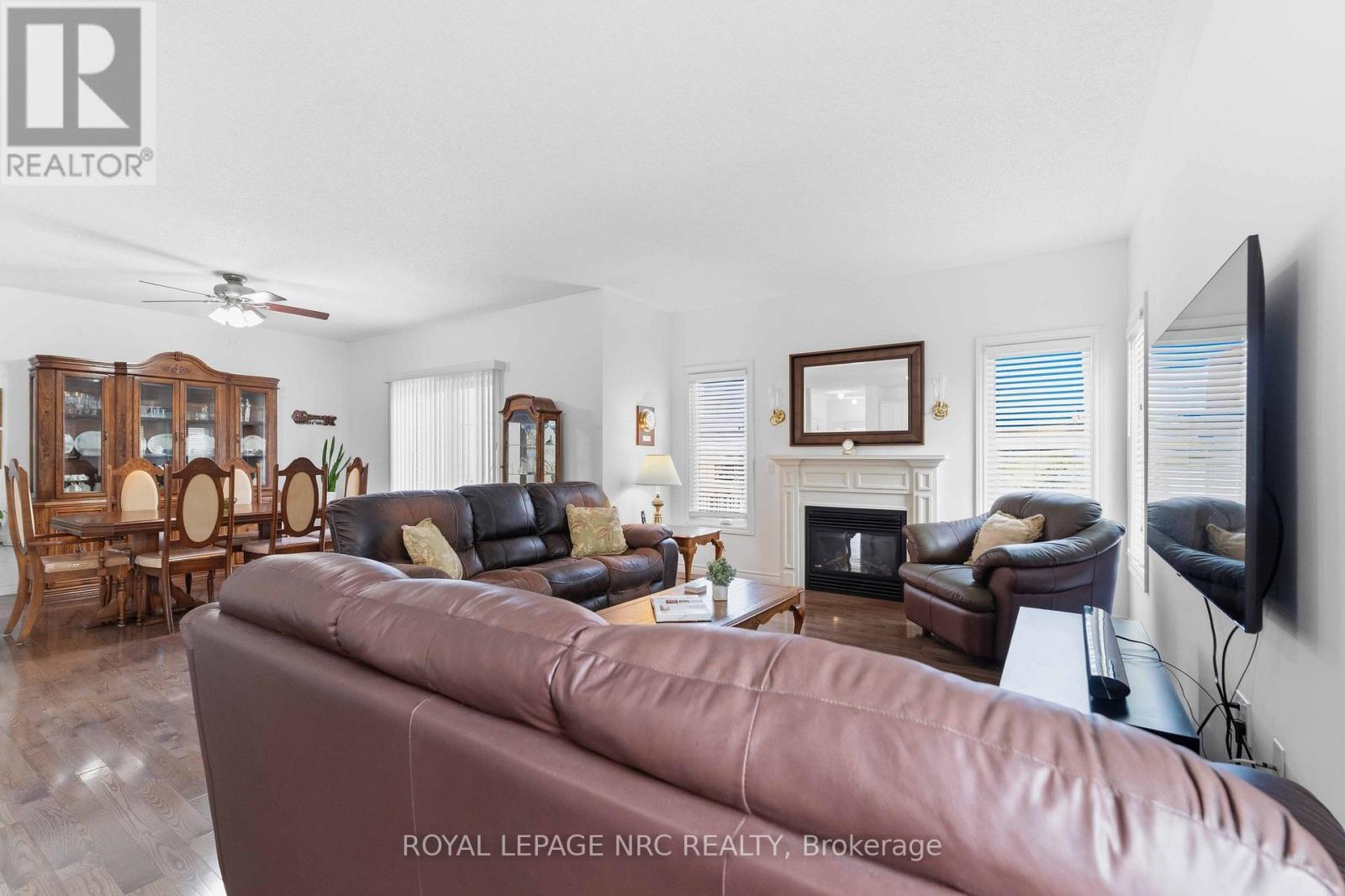 3905 RAINBOW LANE - 15