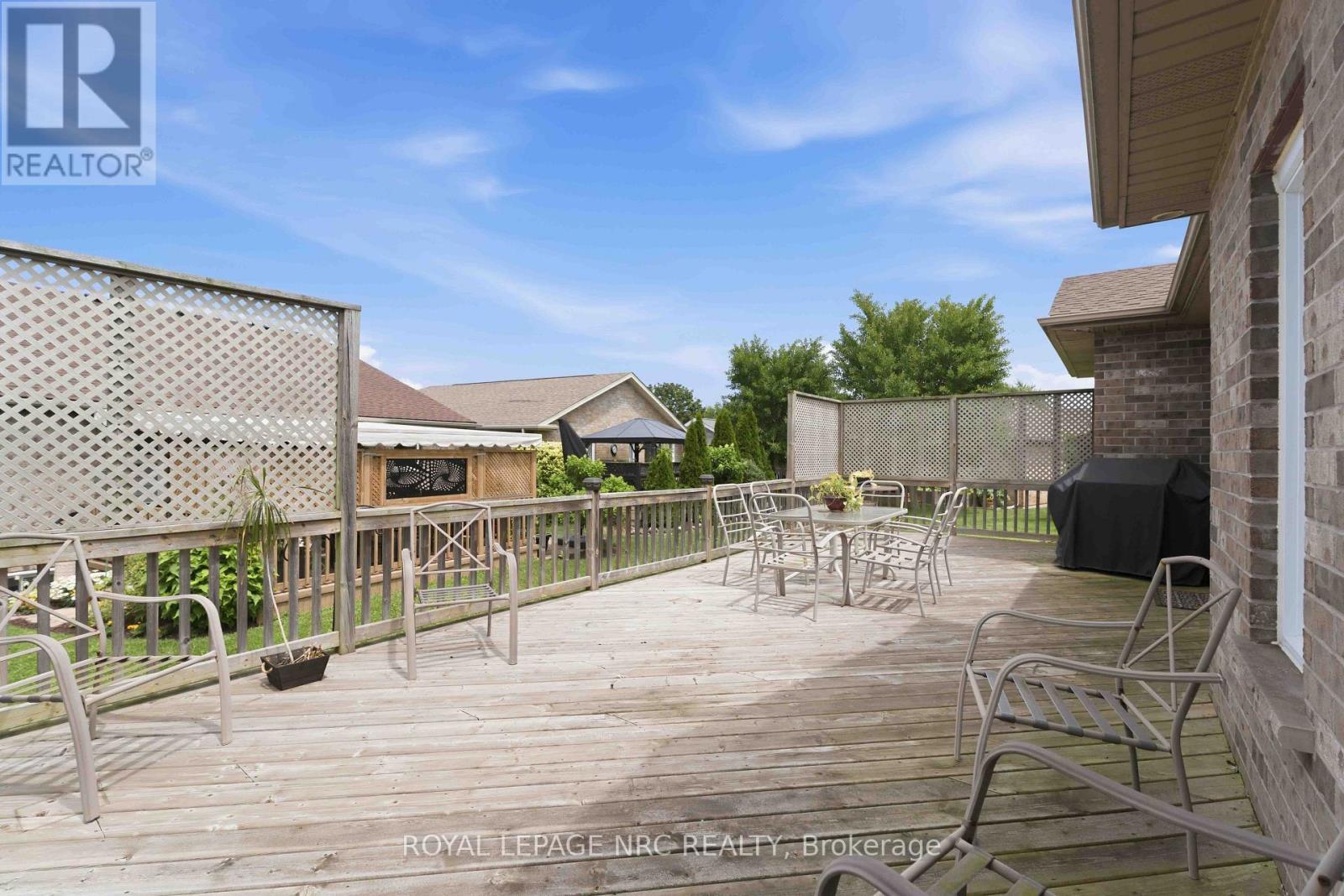3905 RAINBOW LANE - 19