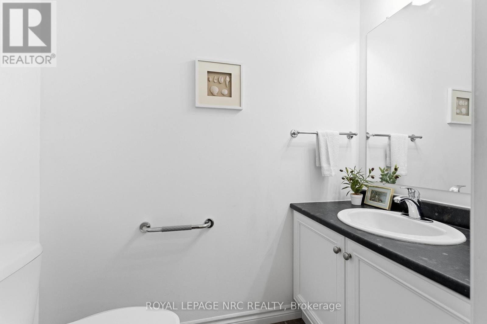 3905 RAINBOW LANE - 27