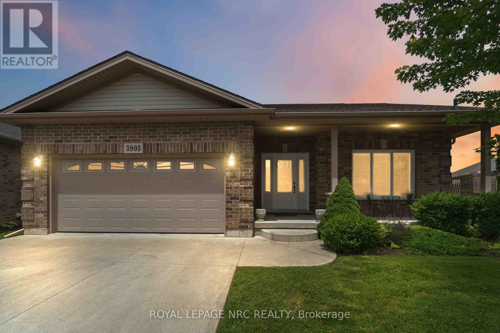 3905 RAINBOW LANE - 35