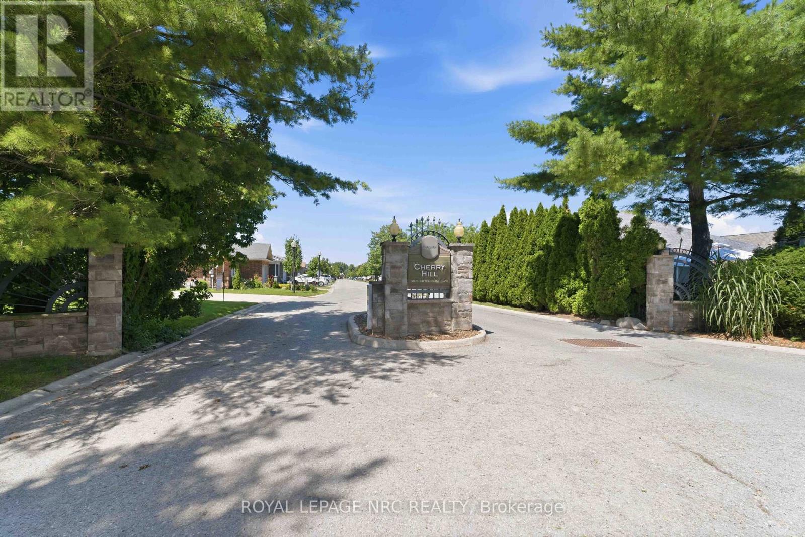 3905 RAINBOW LANE - 38