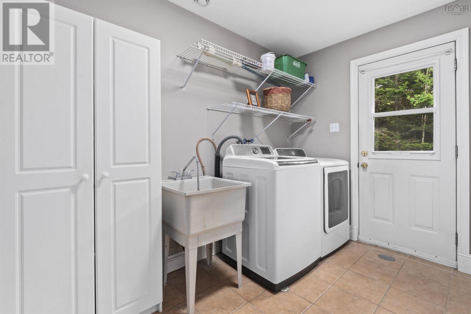 101 Stoney Creek Drive - 23
