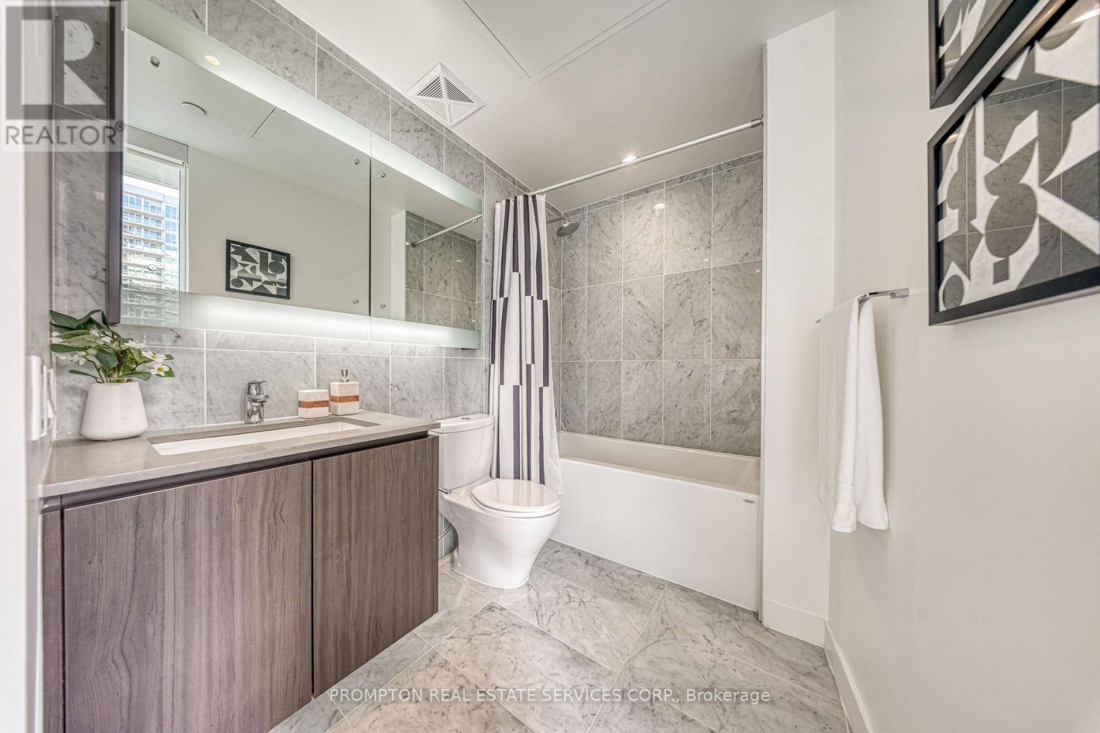 #2511 115 MCMAHON DRIVE - 17