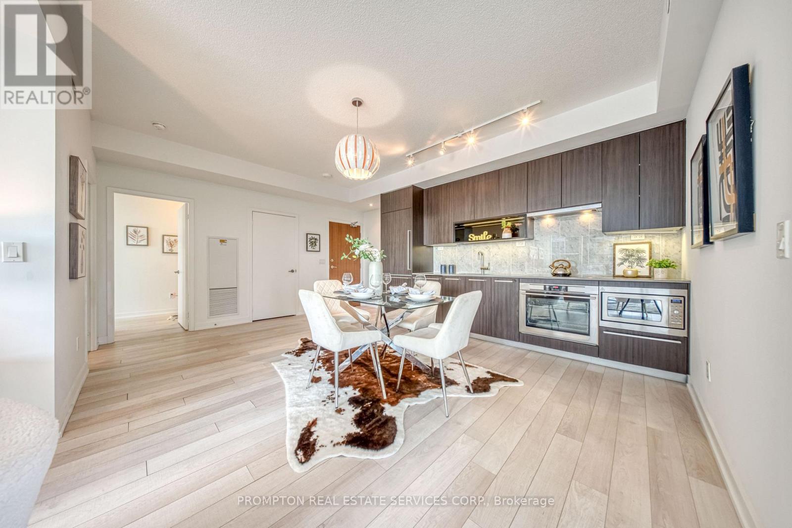 #2511 115 MCMAHON DRIVE - 6