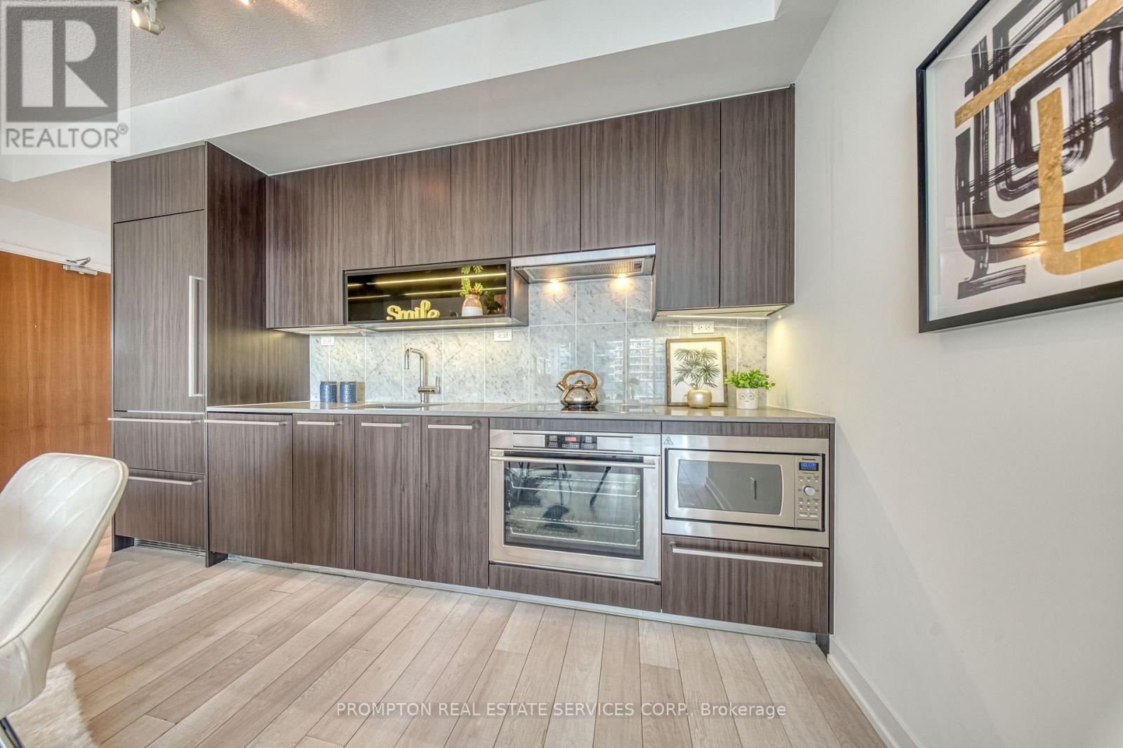 #2511 115 MCMAHON DRIVE - 7