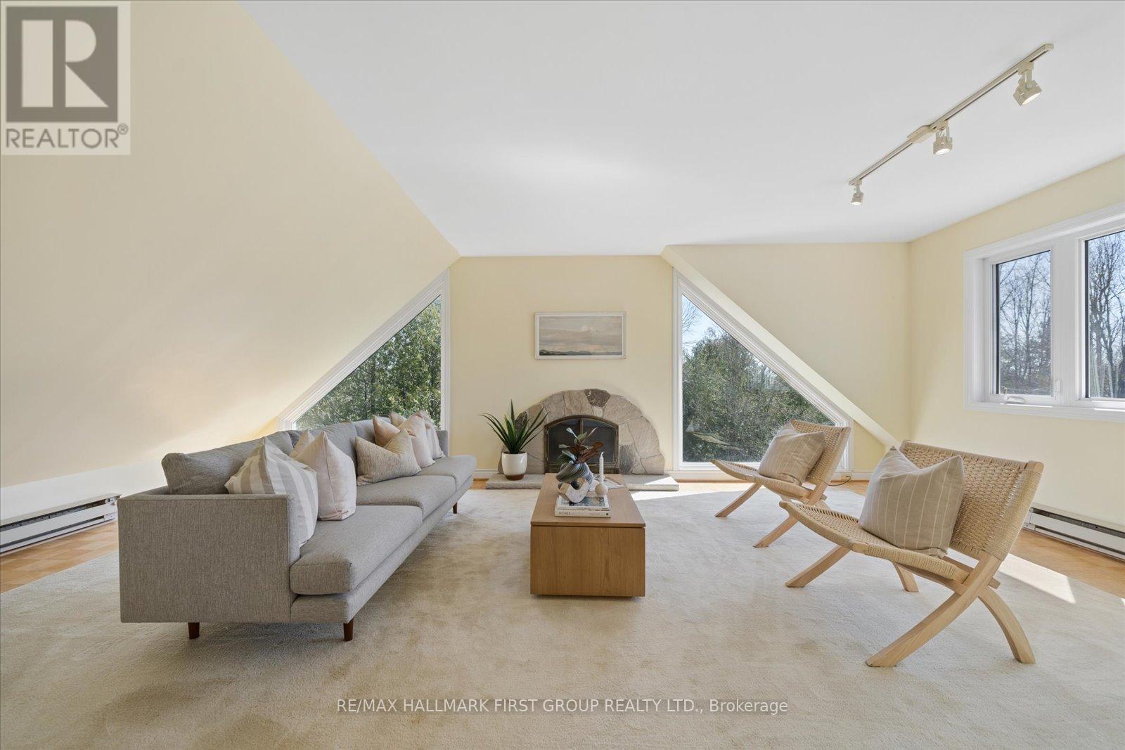525 MYRTLE ROAD W - 30