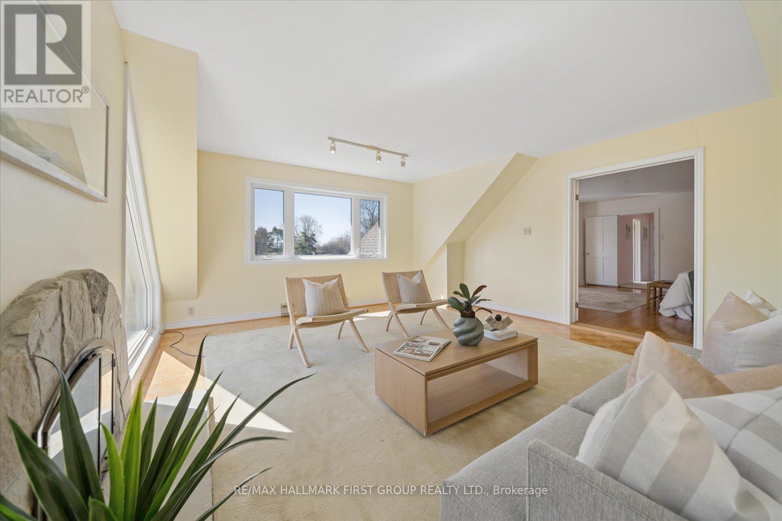 525 MYRTLE ROAD W - 31