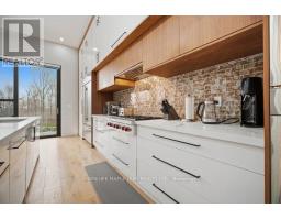 Kitchen - 9229 8th Line, Halton Hills, ON L7G4S5 Photo 9