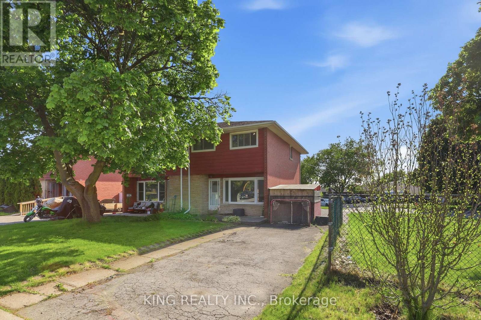 920 CONCESSION ROAD - 1