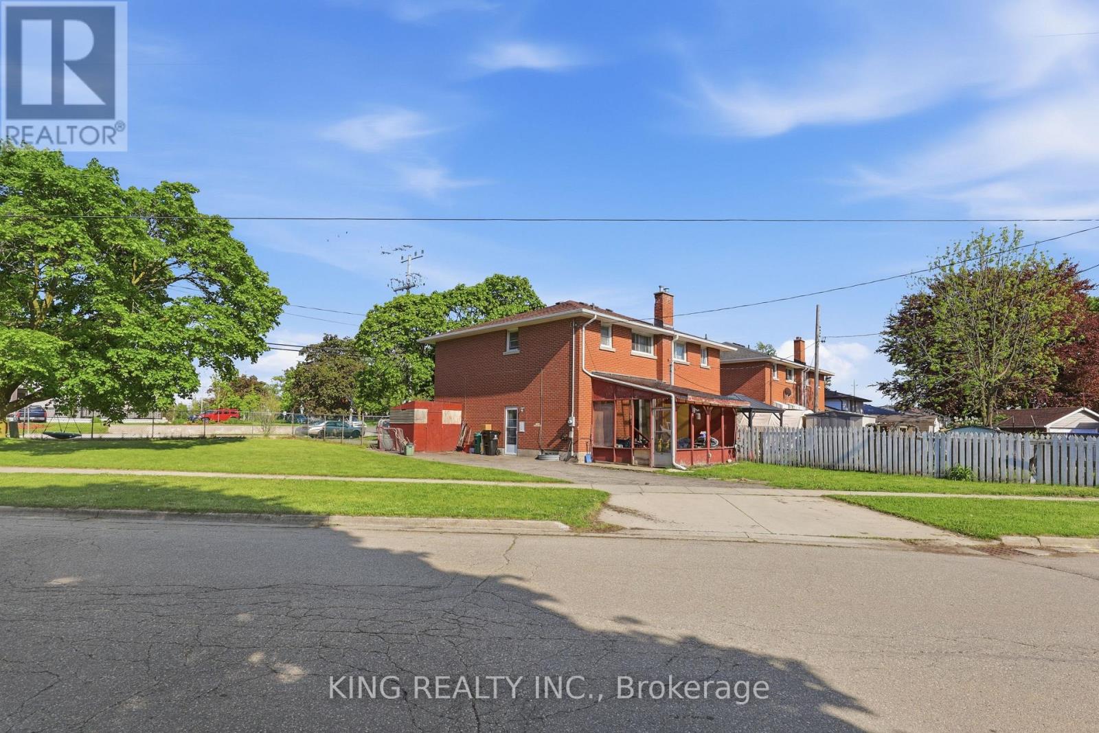 920 CONCESSION ROAD - 31