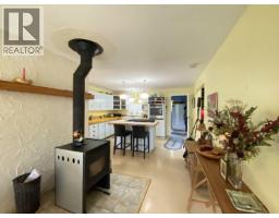 Den - 6681 Barnett Road, 100 Mile House, BC V0K2E2 Photo 9