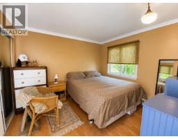 6681 Barnett Road, 100 Mile House, BC V0K2E2 Photo 16