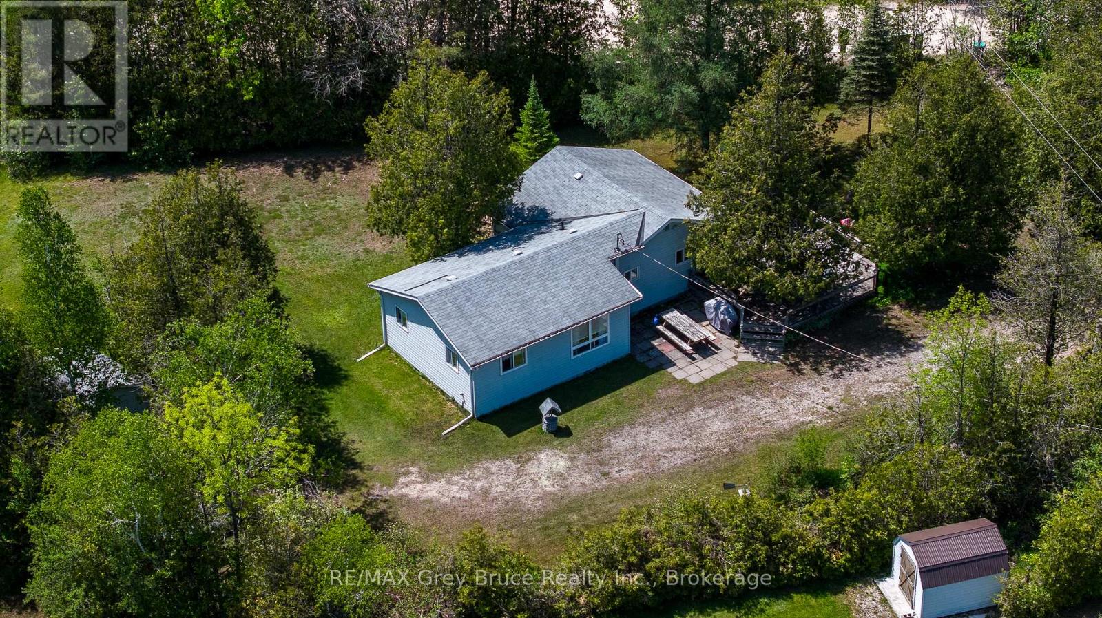 181 WOODLAND CIRCLE - 1