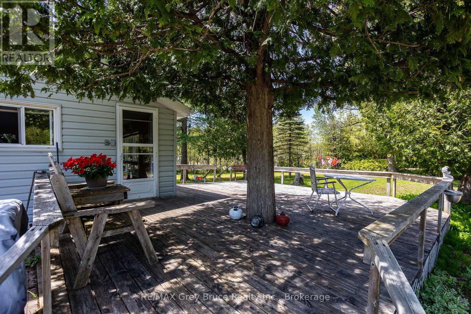 181 WOODLAND CIRCLE - 4