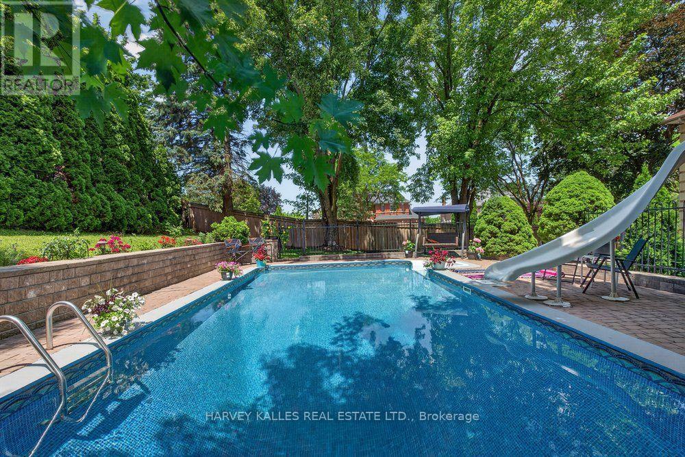 898 STONEHAVEN AVENUE - 49
