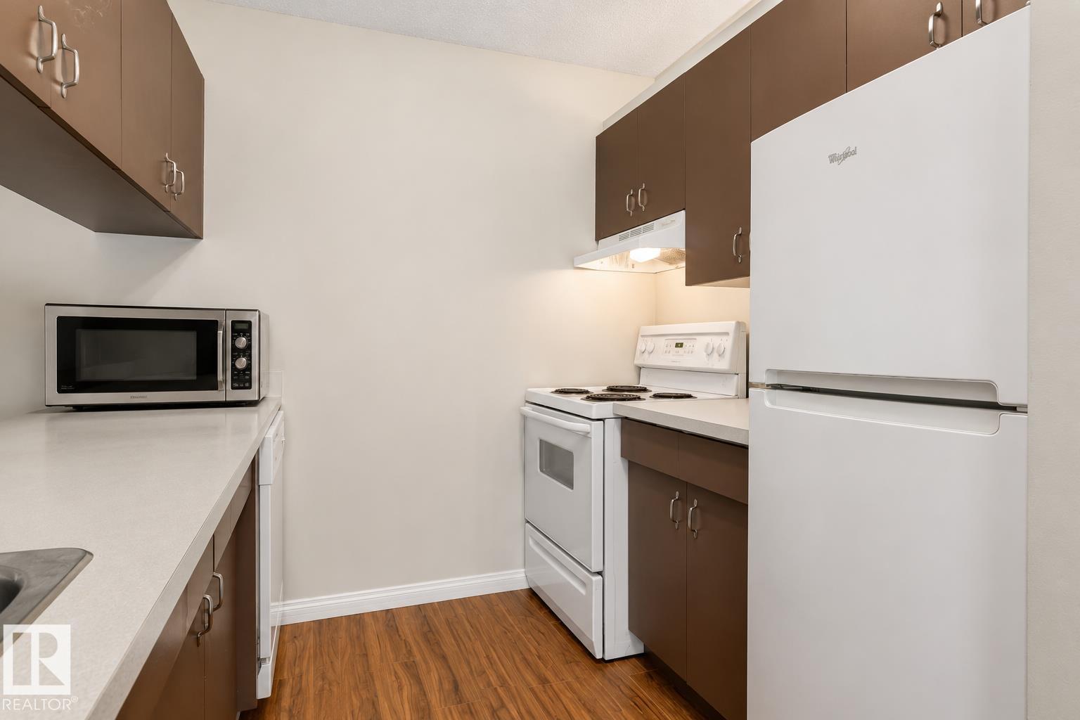 #103 11007 83 AV NW - 11