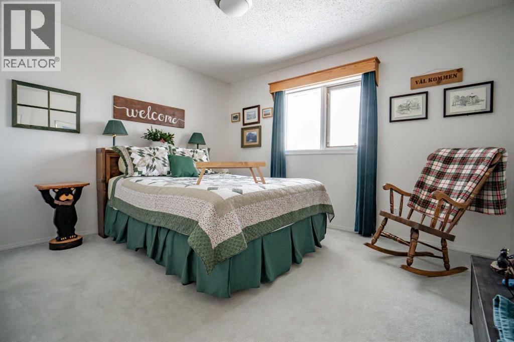 8 Grenier Ave - 28