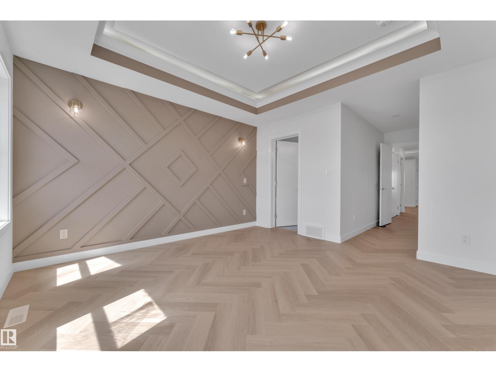 379 Linden LO - 36