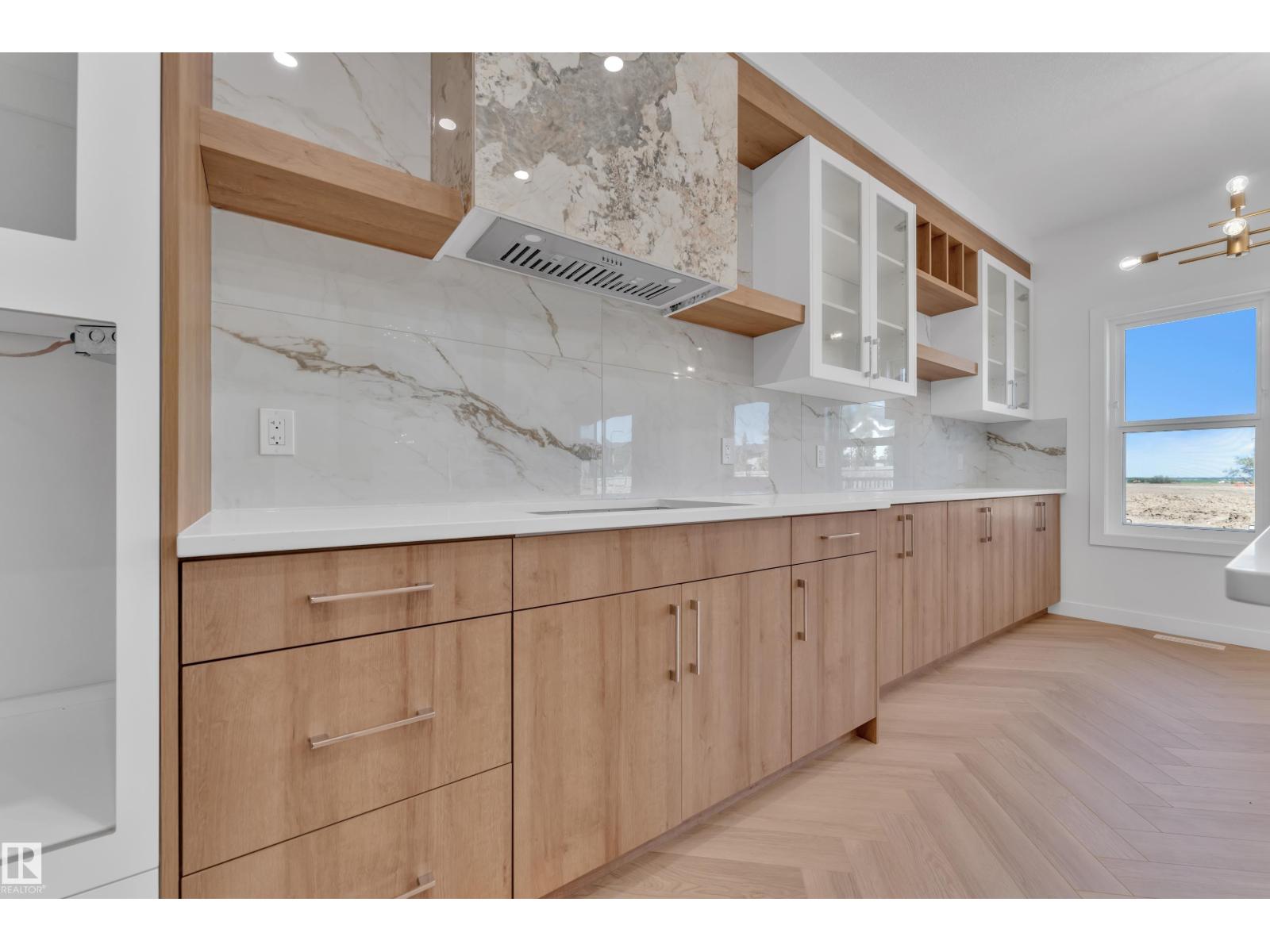 379 Linden LO - 19
