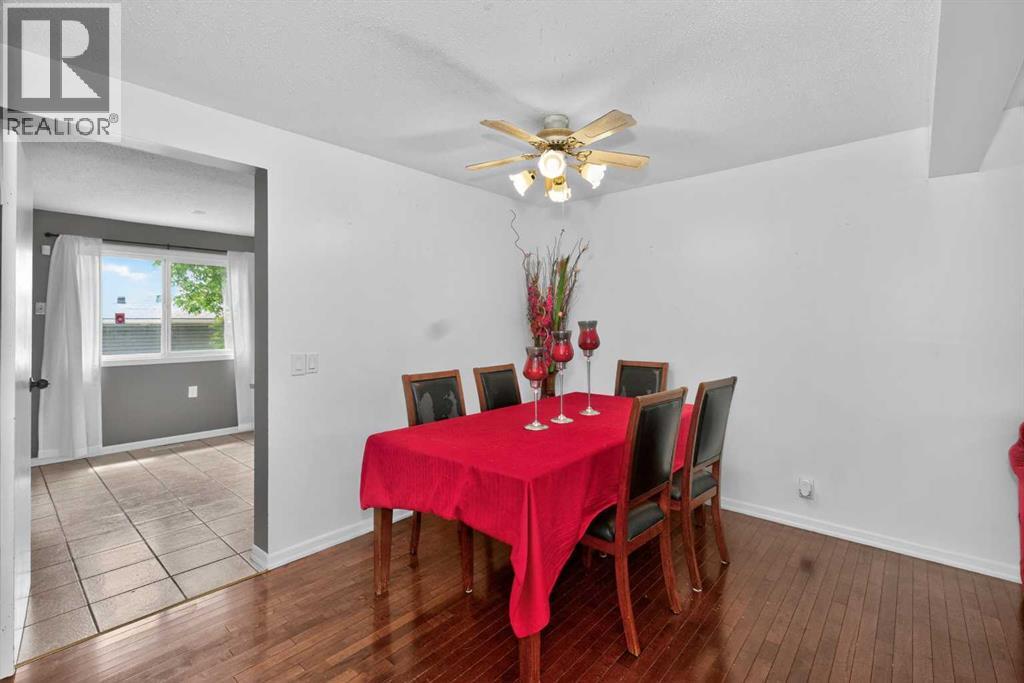 10 Falconer Terrace NE - 12