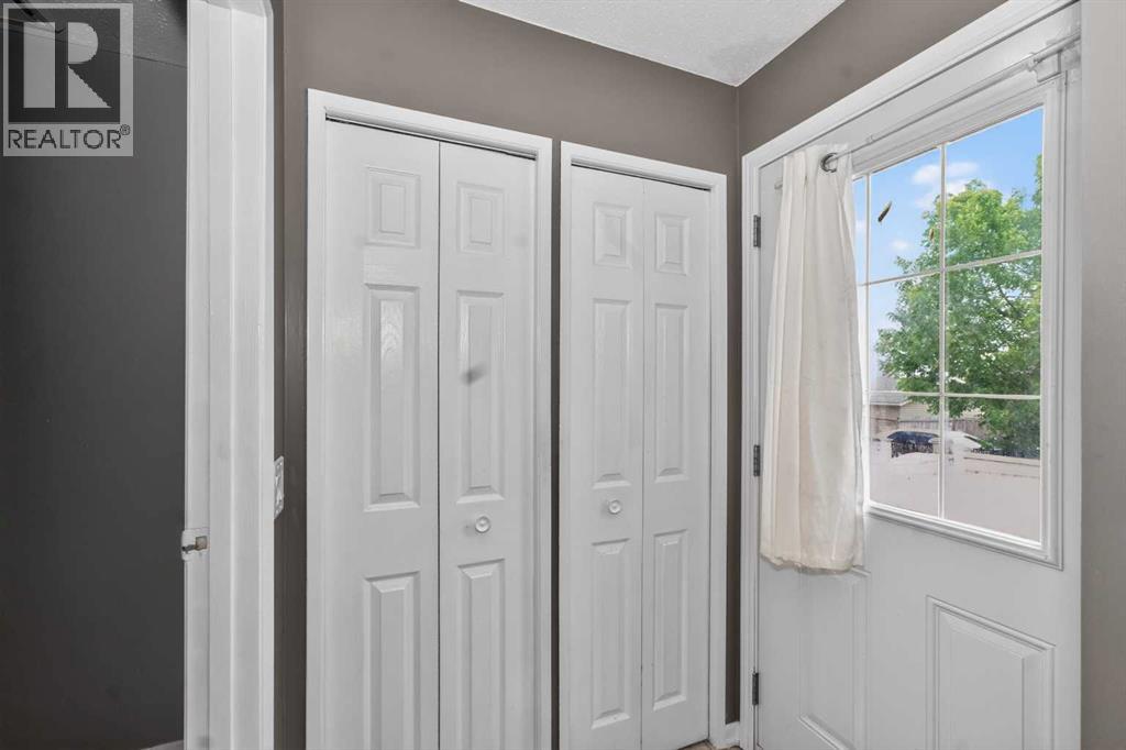 10 Falconer Terrace NE - 24