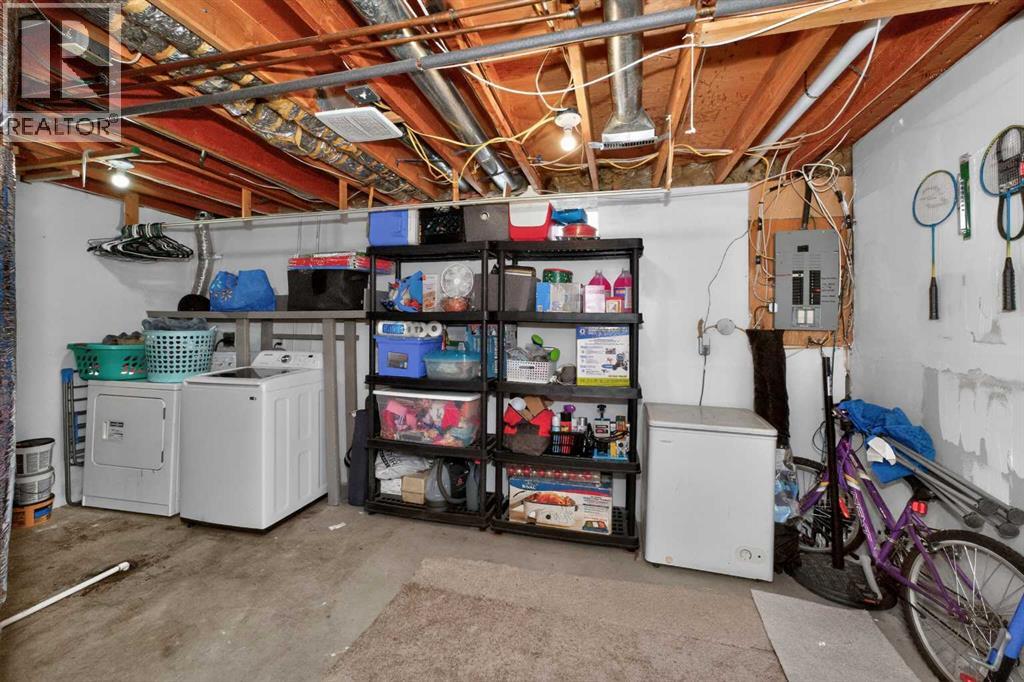 10 Falconer Terrace NE - 28