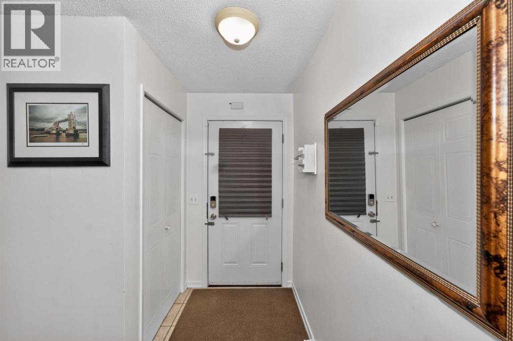 10 Falconer Terrace NE - 26