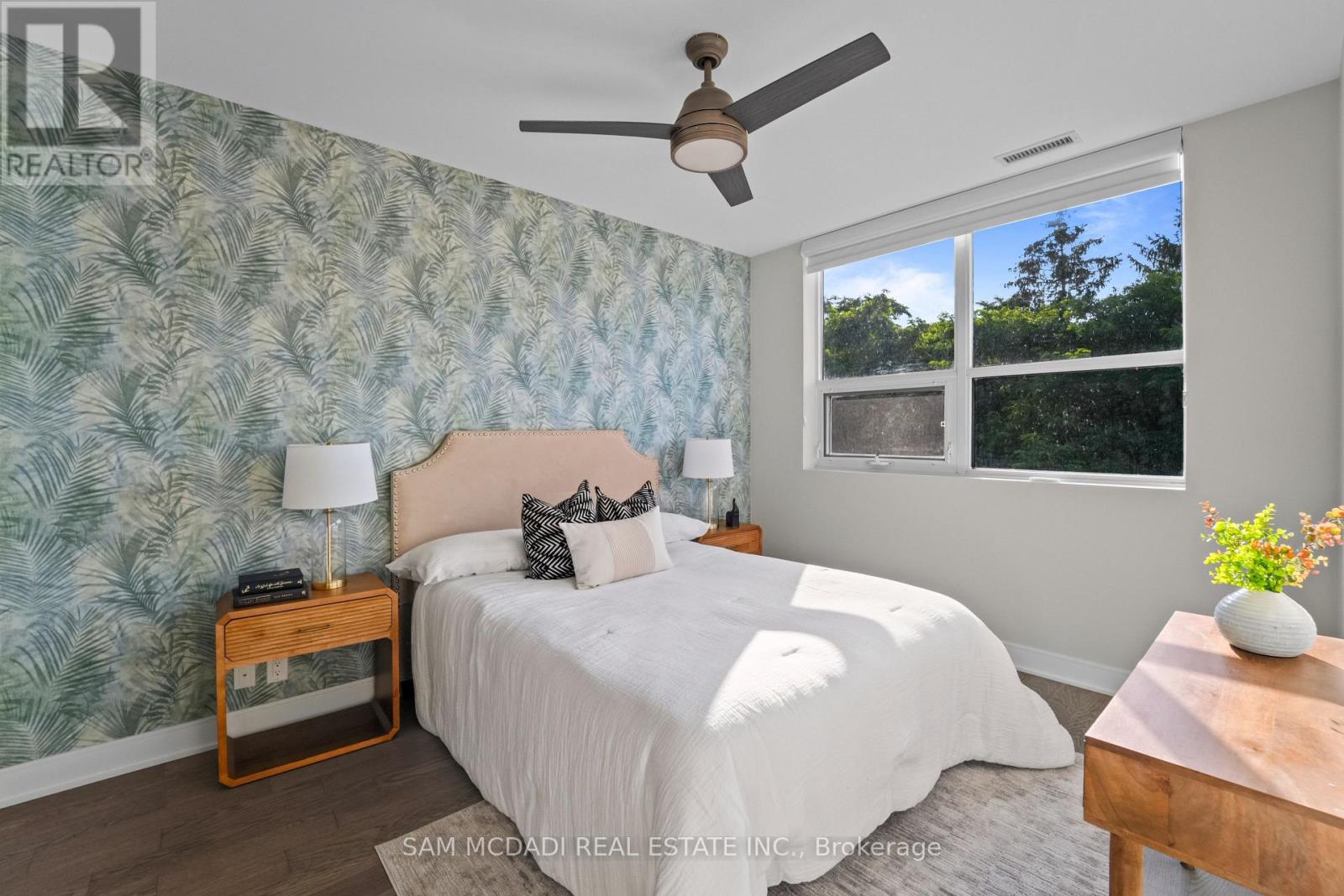#415 1575 LAKESHORE ROAD W - Image 22