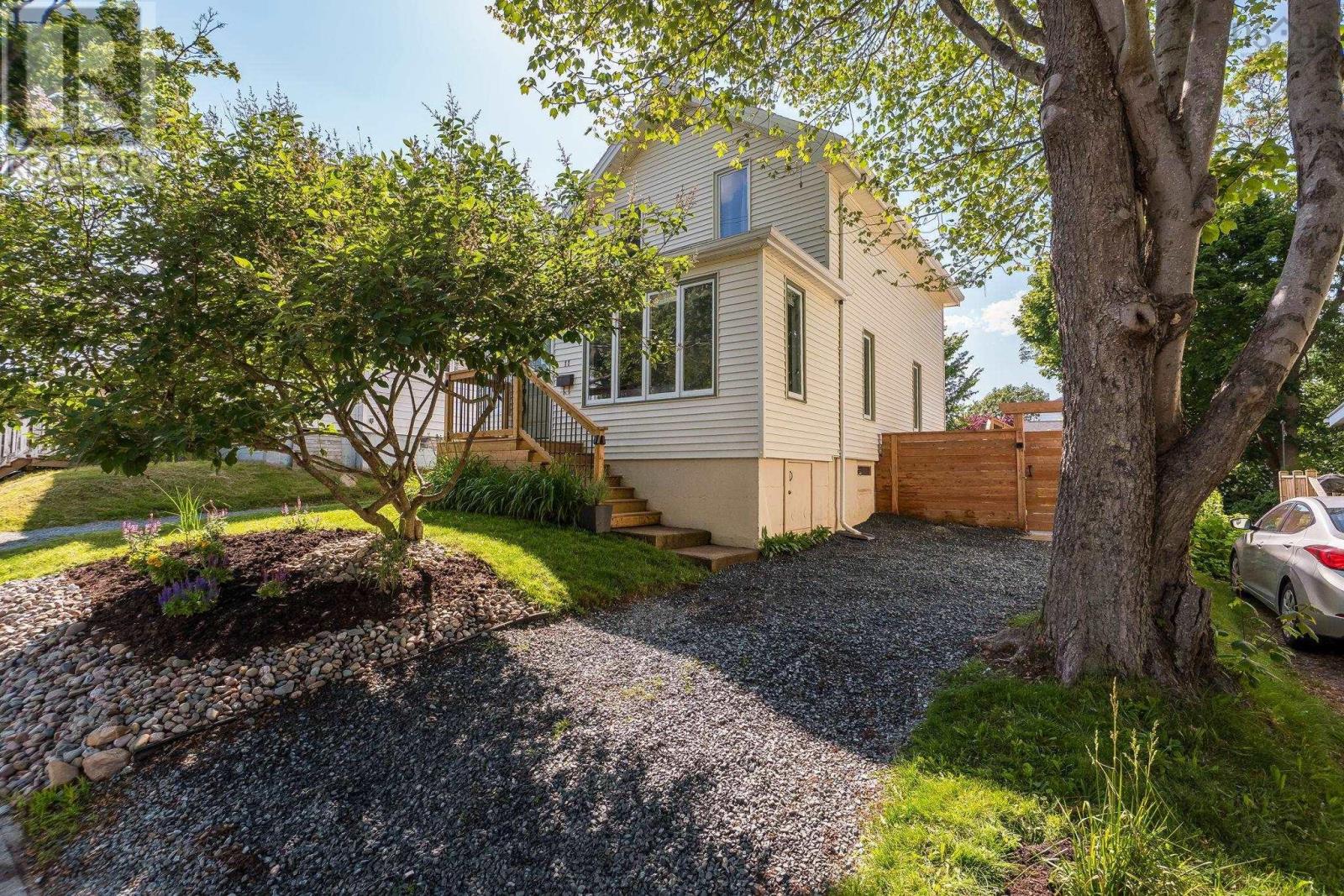 11 Sinclair Street - 3