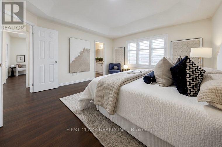 2 JAMES PARROTT AVENUE - 17