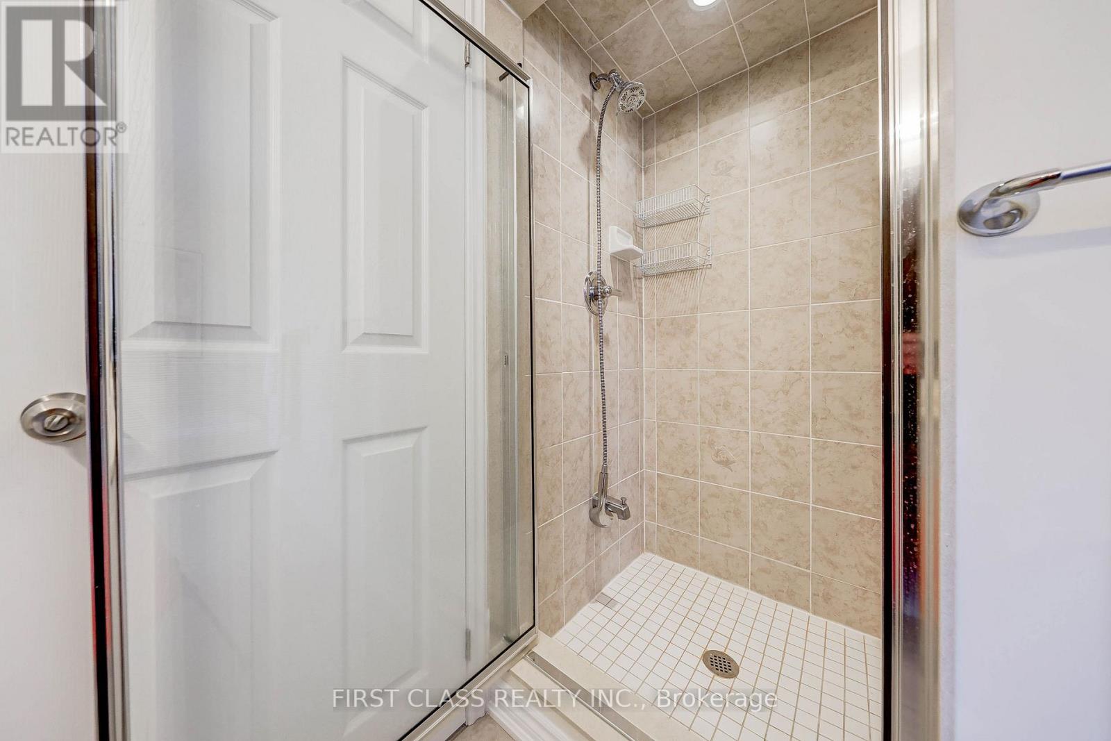 2 JAMES PARROTT AVENUE - 20