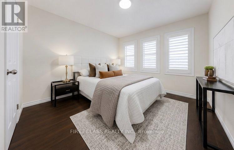 2 JAMES PARROTT AVENUE - 24