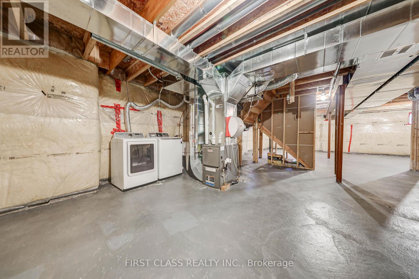 2 JAMES PARROTT AVENUE - 28