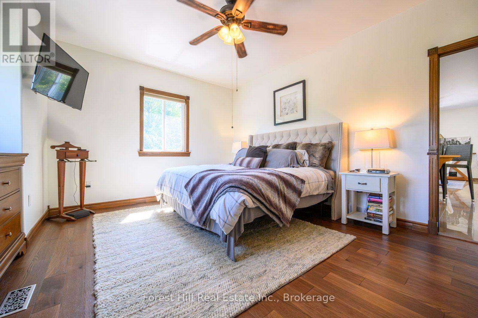 512 SALTER STREET S - 11