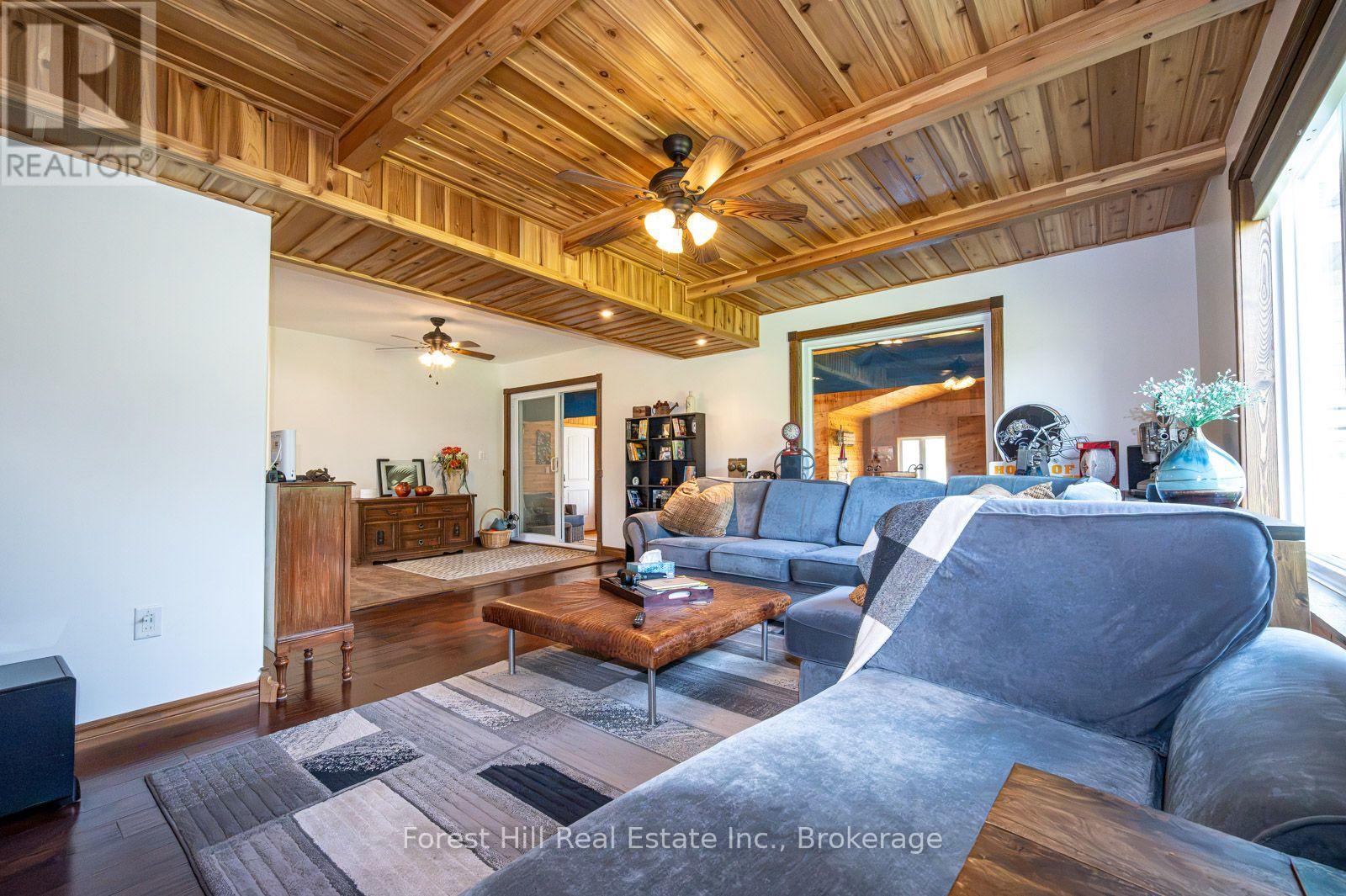 512 SALTER STREET S - 19