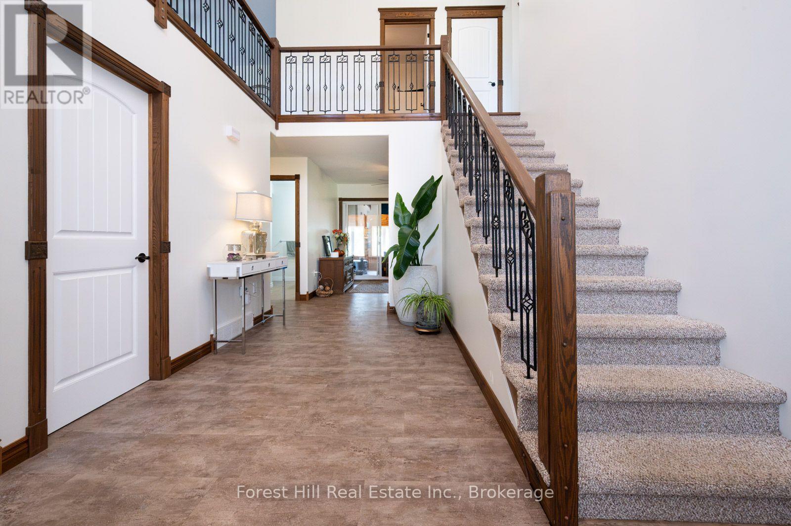 512 SALTER STREET S - 25