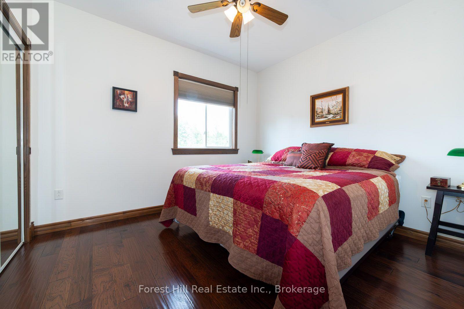 512 SALTER STREET S - 28