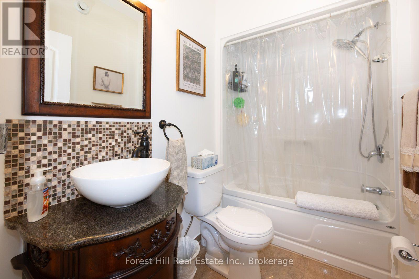 512 SALTER STREET S - 31