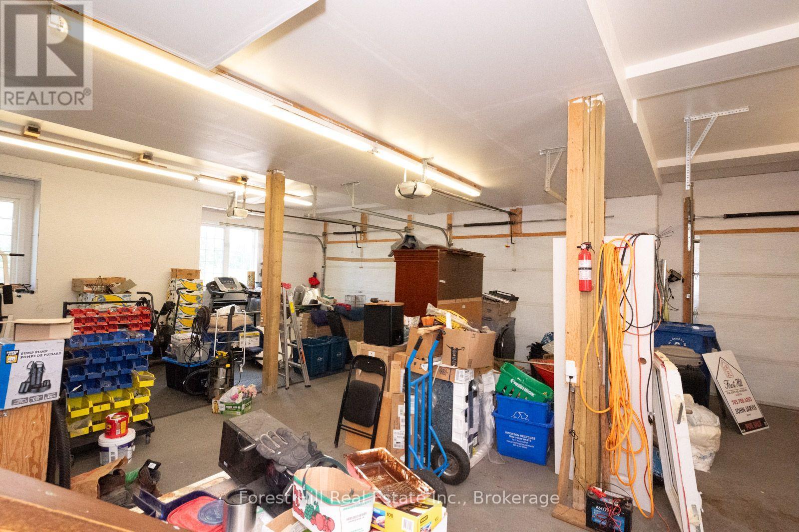 512 SALTER STREET S - 41